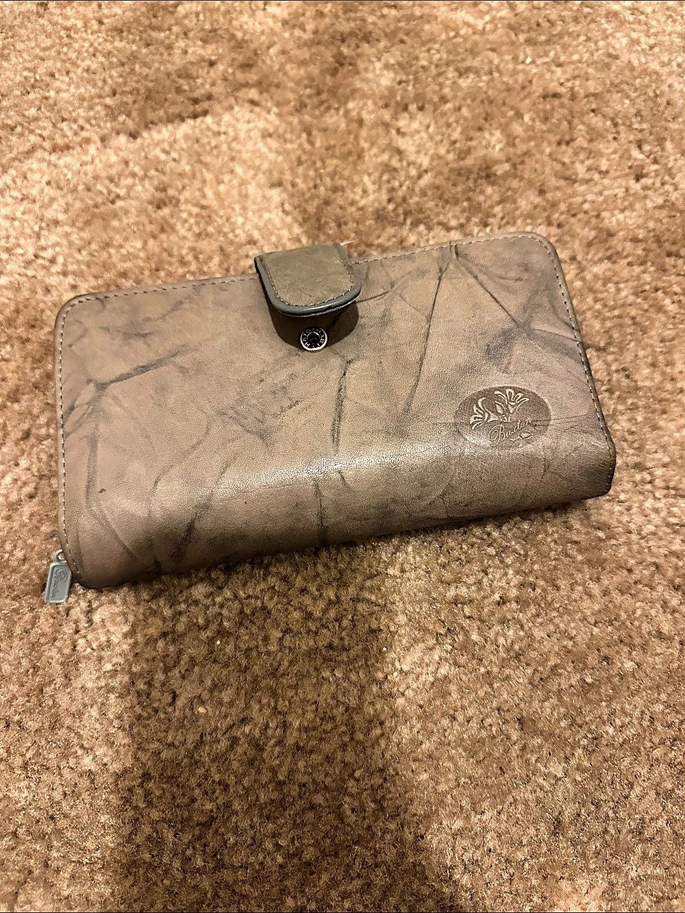 Buxton Gray Wallet with Zipper